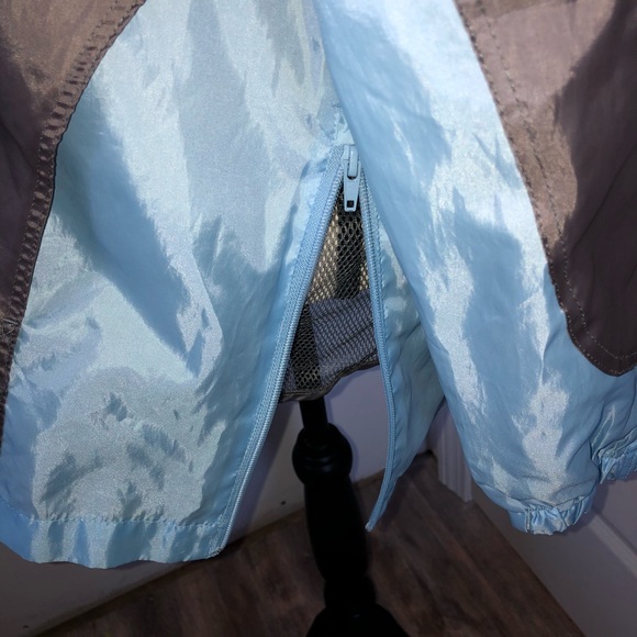 Disney Parks embroidered windbreaker Size S - Picture 6 of 8